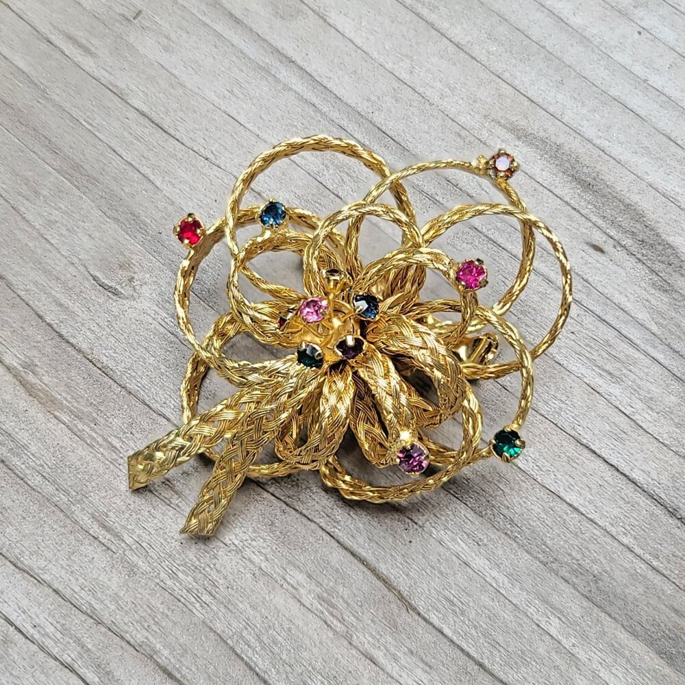Vintage Braided Gold-Tone Bow Brooch/Pin w. Multicolor Rhinestones, 3D, big, 80s